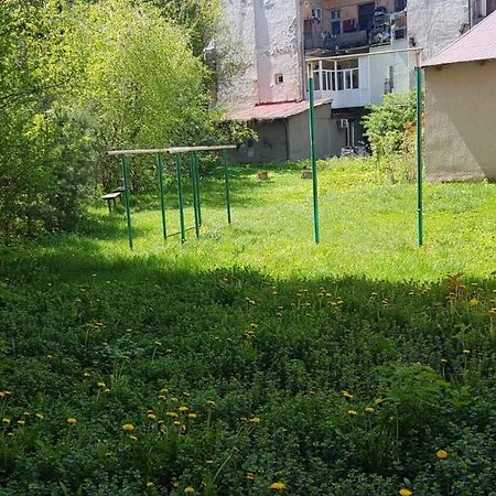 Stepana Bandery Str. 19 Lviv Exterior foto