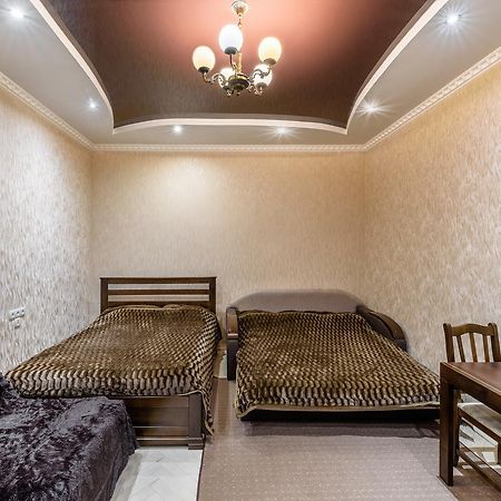 Stepana Bandery Str. 19 Lviv Exterior foto