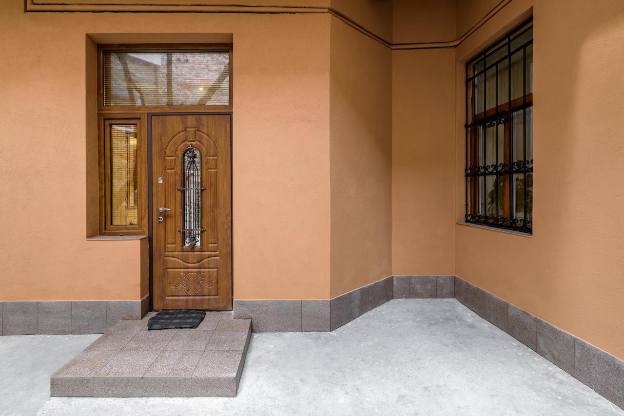 Stepana Bandery Str. 19 Lviv Exterior foto